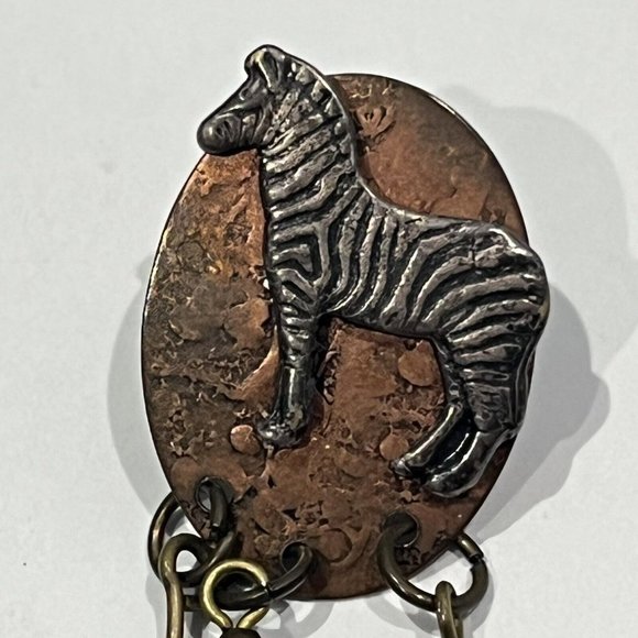 Vintage Metal Zebra Dangling Charm Earrings - Picture 7 of 12
